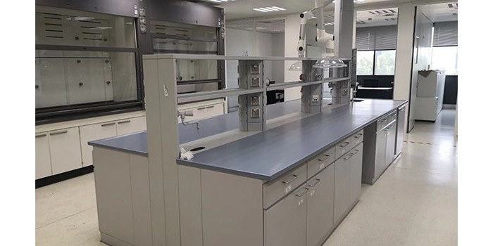 實驗室試驗臺，選鋼木實驗臺，還是選全鋼實驗臺的區(qū)別