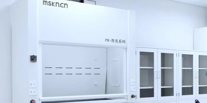 實驗室家具空氣動力學研究：通風柜面風速控制技術