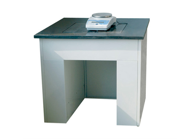 三級防震天平臺